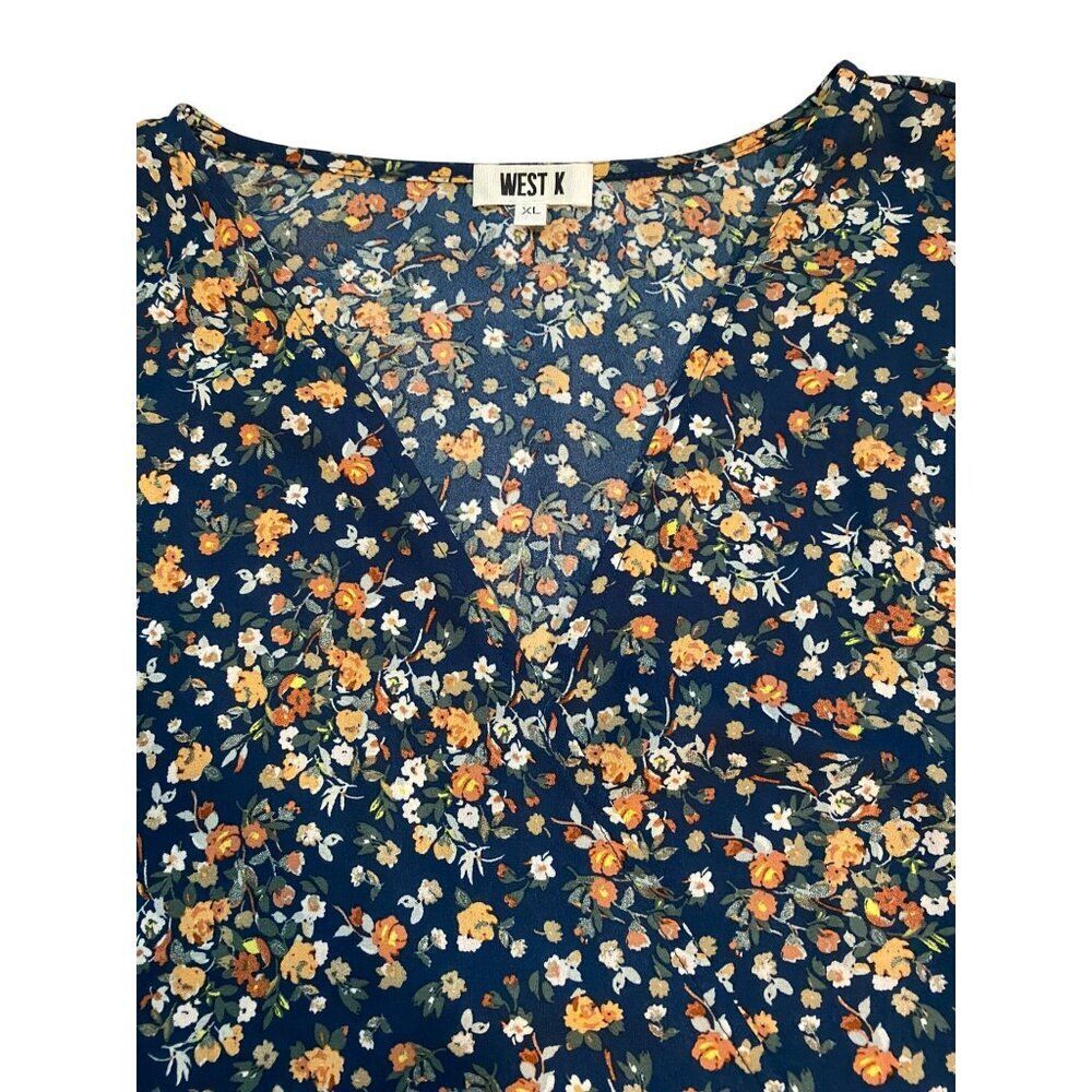 West K Top Women's XL Blue Floral Print Short Sleeve Faux Wrap Boho Peasant Boxy - Picture 12 of 16